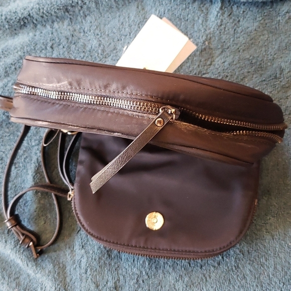 Sol and Selene Black Crossbag - Picture 5 of 5